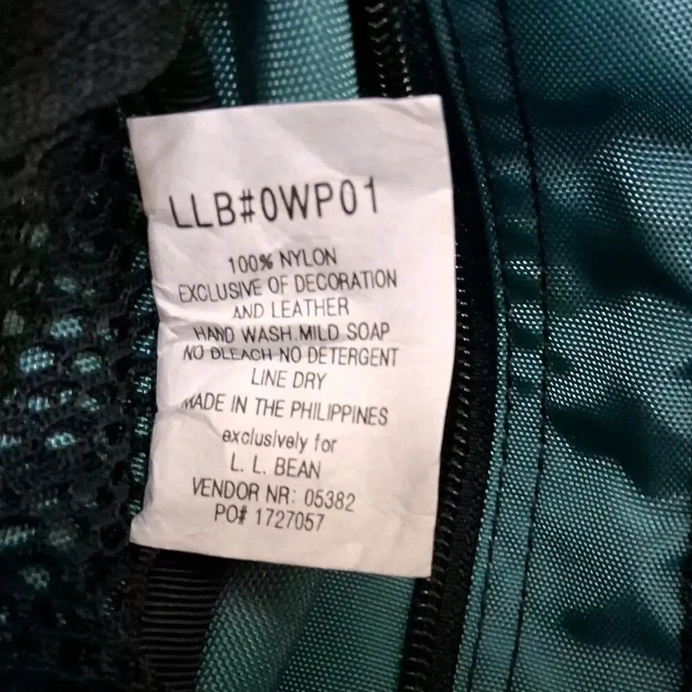L.L.Bean Hanging Travel Toiletry Bag Organizer w/ Hook (MPN 0WP01)